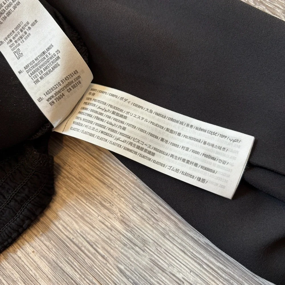 Abercrombie & Fitch Black Button-Up Blouse - Picture 4 of 6